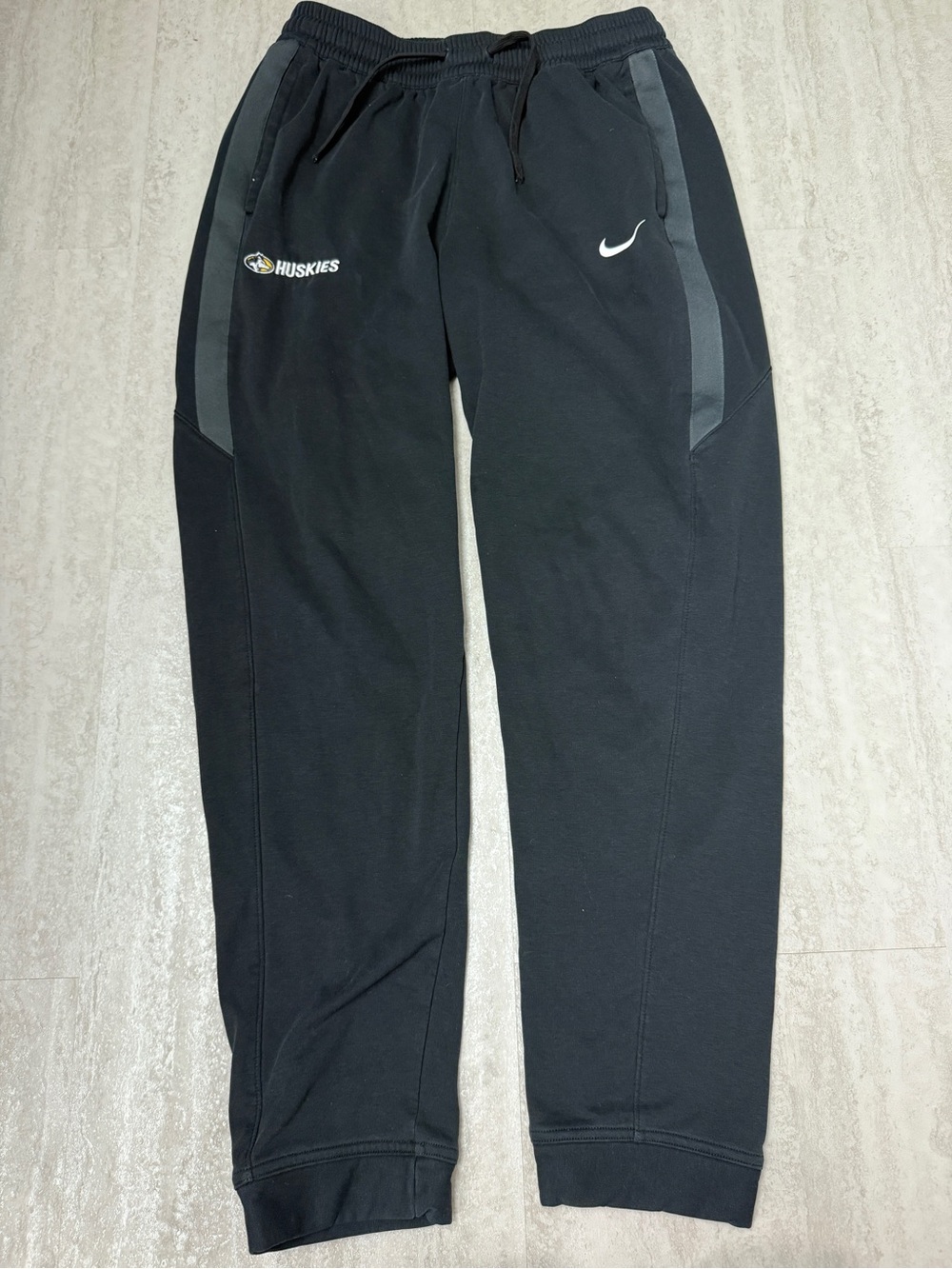 Nike joggers Michigan Huskies sweatpants large